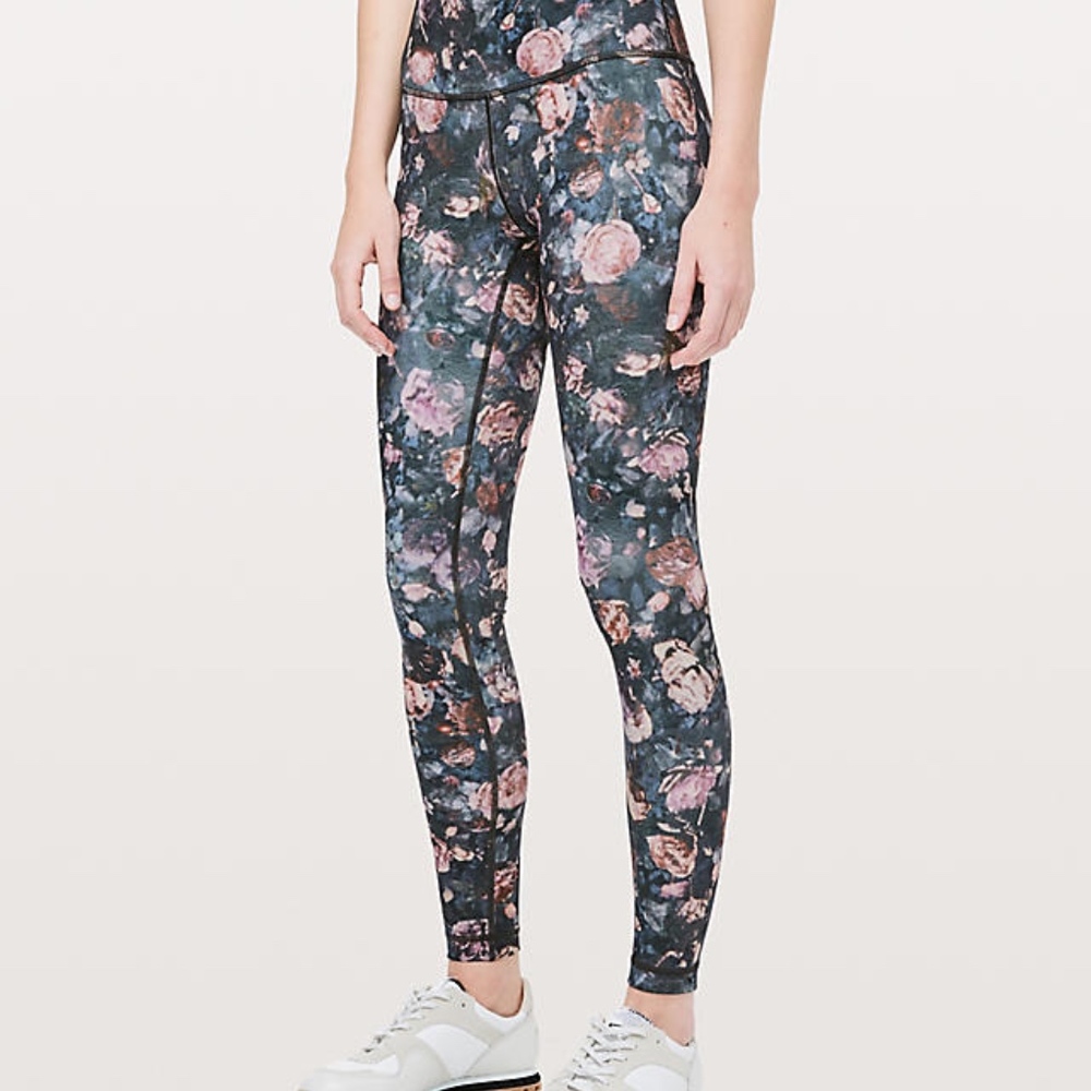 NWT Lululemon Wunder Under High Rise size 8